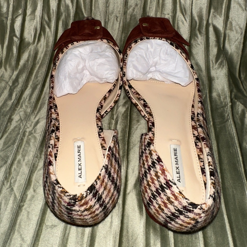 Brand New Alex Marie Loafer, Size 7 - Picture 4 of 9